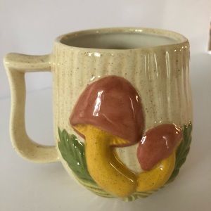 Set of 10 Arnel 3D Mushroom Coffee Mugs